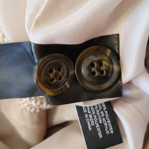 Liz Claiborne Outfitters Light Cream White Size Large L Heavy Button Coat Winter - Picture 9 of 16